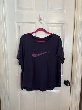 Nike Women’s Dark Purple Short Sleeve Top with Pink Swoosh